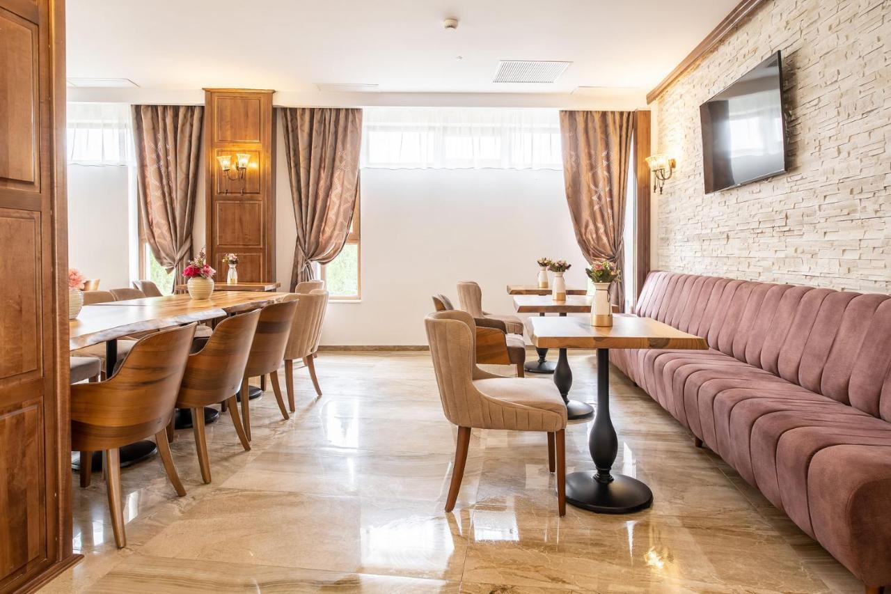 Red Confort Boutique 4*